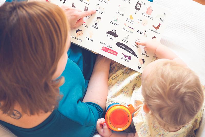 Sposoby na to, jak nauczyć dziecko mówić "papa" z radością i łatwością