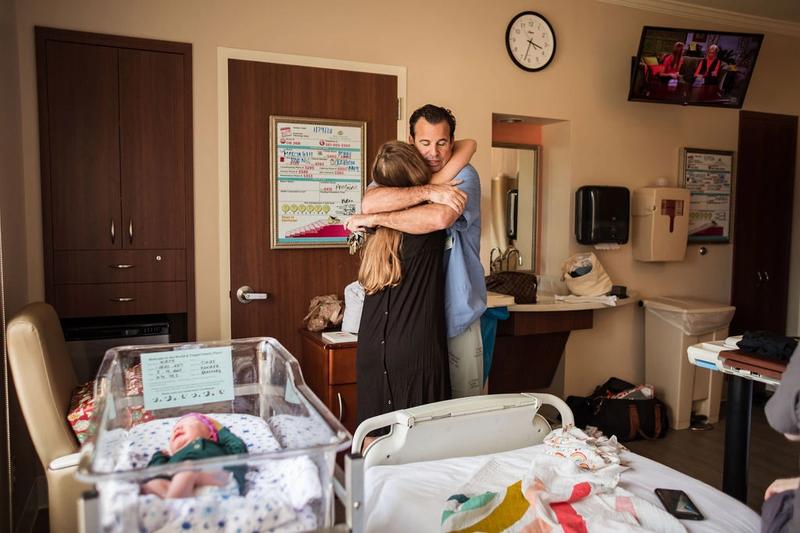 Co kobiecie przysługuje po porodzie? Przewodnik po prawach i wsparciu