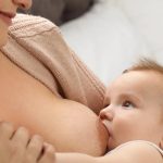 Odkryj skuteczny schemat karmienia piersią dla zdrowego rozwoju malucha