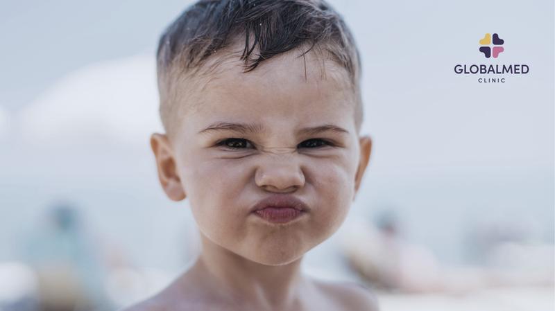 Przyklejony napletek