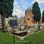 Czy nieochrzczone dziecko może odwiedzać cmentarz? Oto, co warto wiedzieć