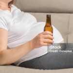 Czy w ciąży i podczas karmienia można sięgnąć po piwo?