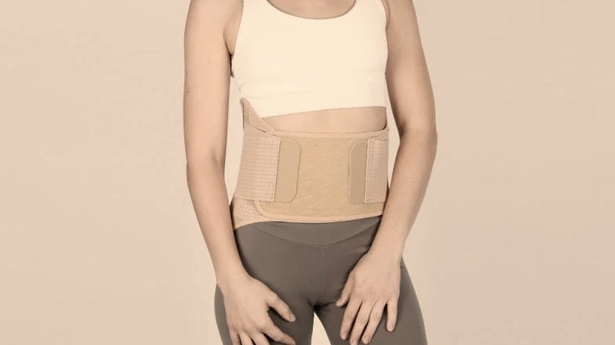 Jak gorset na brzuch po porodzie może wspierać twoją regenerację?