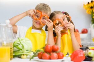 Jak zbilansować dietę 11 miesięcznego dziecka karmionego piersią?