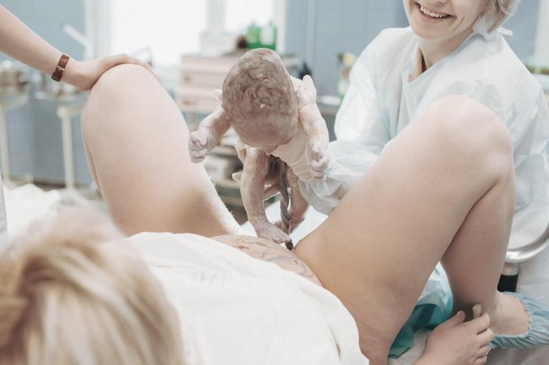 Uszkodzenia zwieraczy odbytu