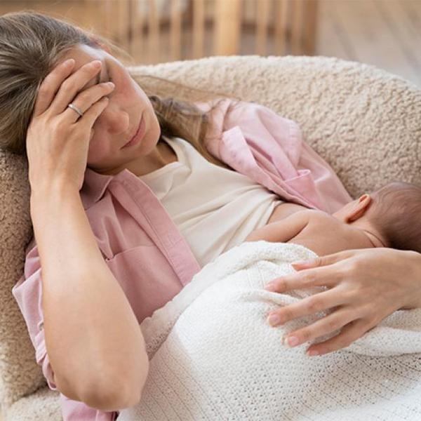 Jak długo po porodzie trwa okres? Przewodnik dla świeżo upieczonych mam